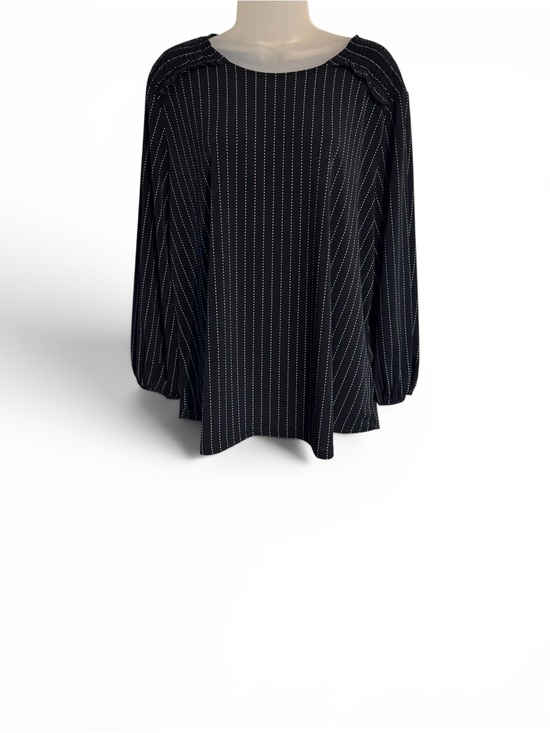 Adrianna Papell Tops - ADRIANNA PAPELL Black w/White Blouse w/Shoulder Smocking  PLUS 2X   #Z